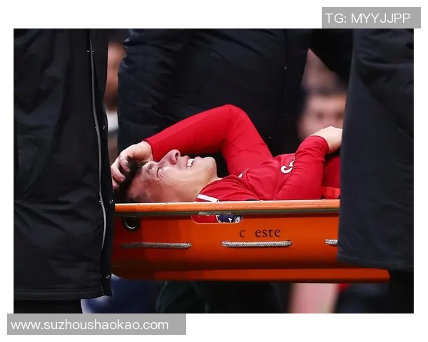 马丁内斯的传奇人生与足球之路探索